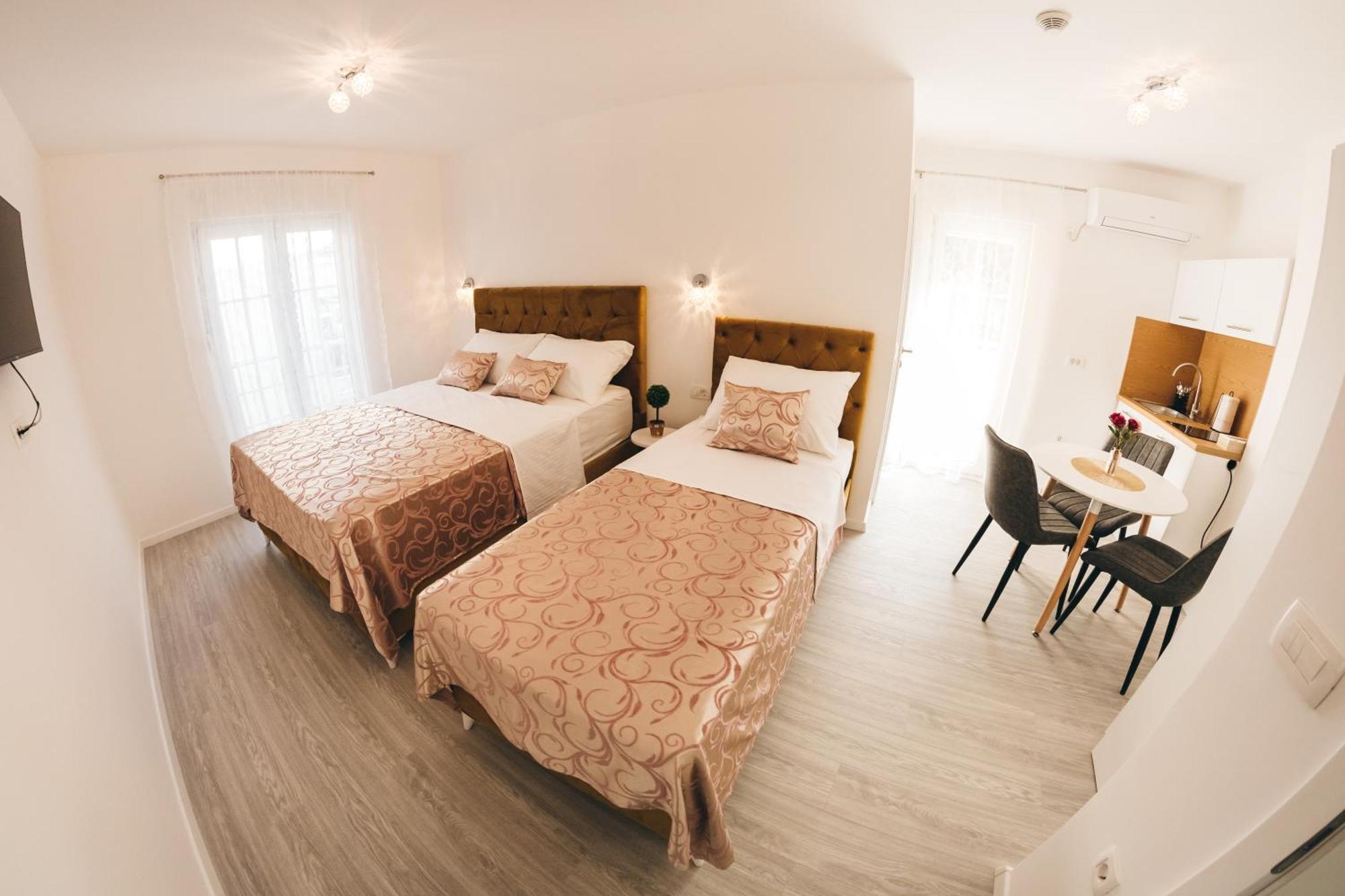 Elegant Studio Apartments Lasta モスタル エクステリア 写真